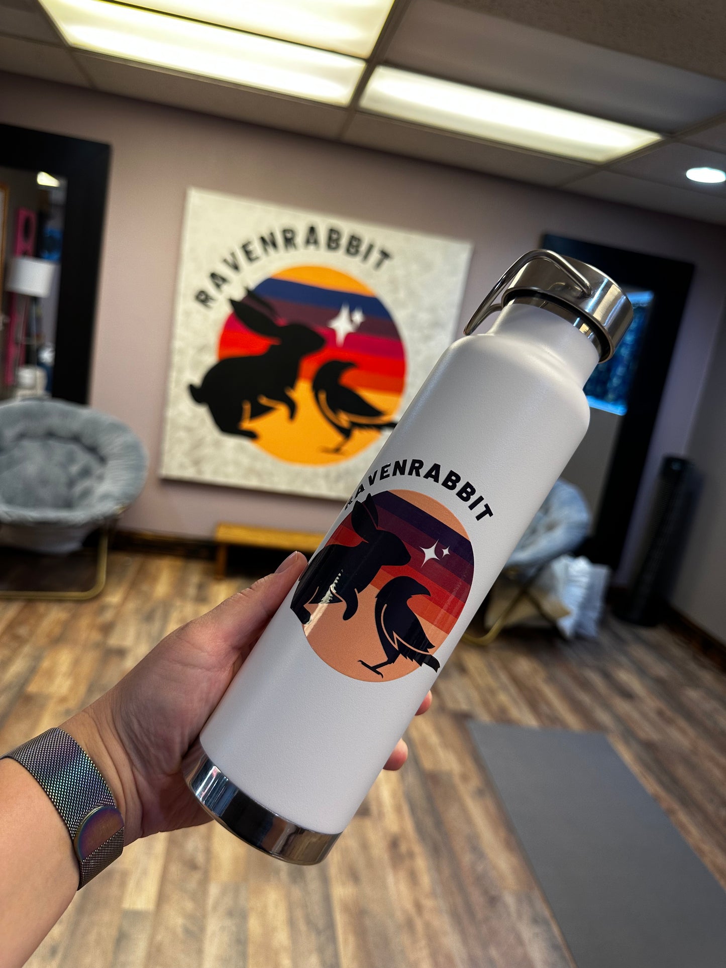 RavenRabbit Copper Vacuum Insulated Bottle – Keep Hydrated in Style 🌿✨